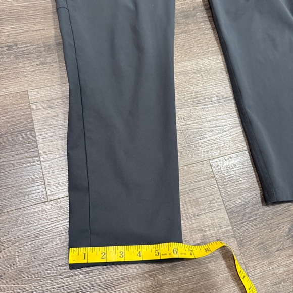lululemon athletica Men's Dark Gray Slim pants - Picture 7 of 7